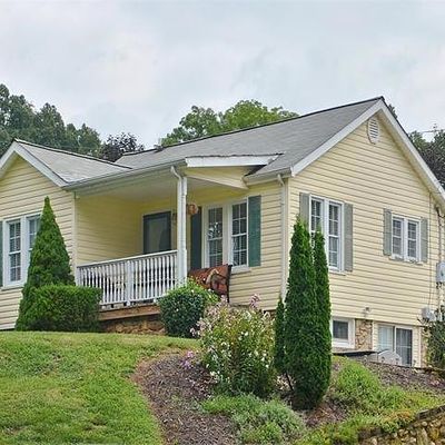 120 Caring Place Loop, Clyde, NC 28721