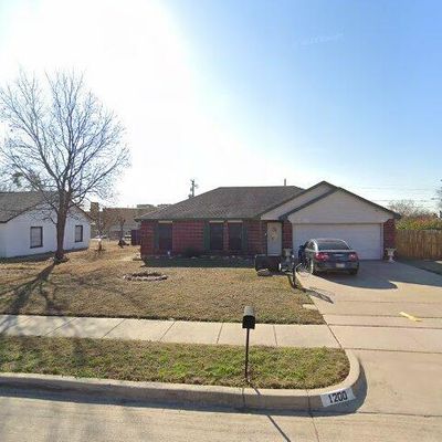 1200 E Morningside Dr, Fort Worth, TX 76104