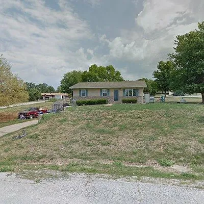 1206 Virginia Ave, Canton, MO 63435