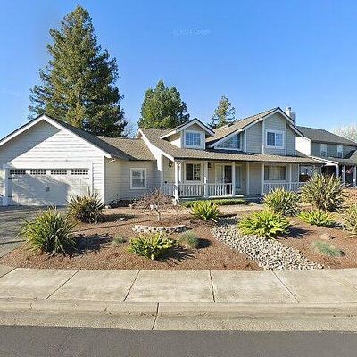 121 Thrushwing Ave, Windsor, CA 95492