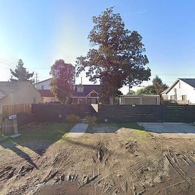 1425 Victoria Dr, Modesto, CA 95351