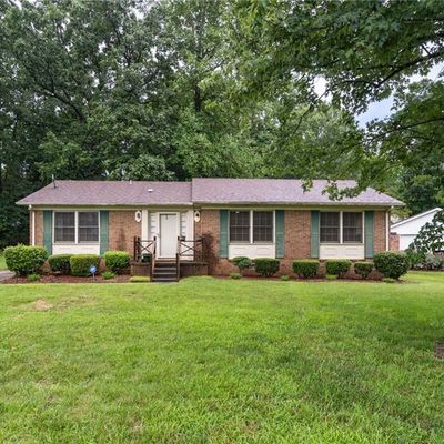 1433 Old Hickory Dr, Greensboro, NC 27405