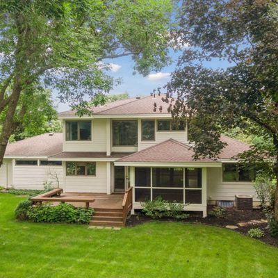 144 Babcock Ln, Wayzata, MN 55391