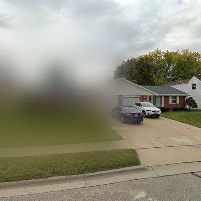 1445 Division St, Green Bay, WI 54303