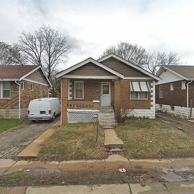 1487 Engelholm Ave, Saint Louis, MO 63133