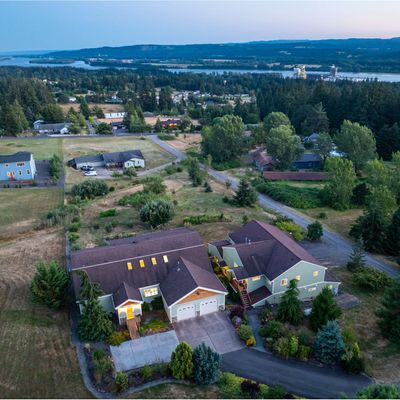 150 Wild Rose Ln, Kalama, WA 98625