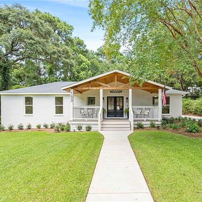 153 Laurel Ave, Fairhope, AL 36532