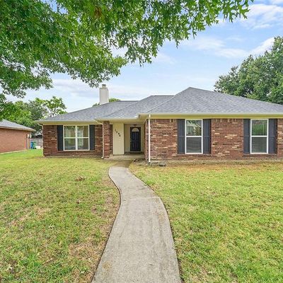 1546 Autumn Breeze Ln, Lewisville, TX 75077