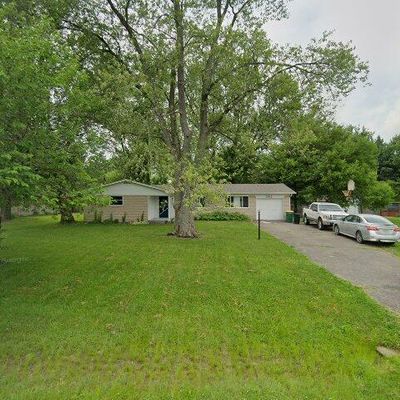 1352 Hope Dr, Avon, IN 46123