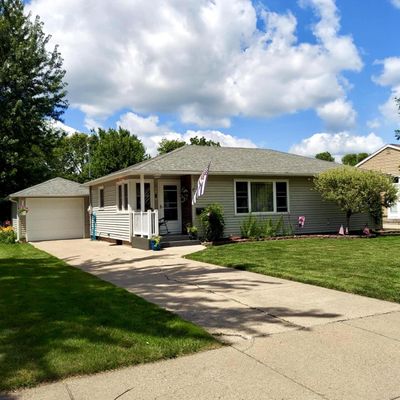 137 Mondell Ct, Prairie Du Chien, WI 53821