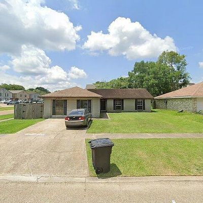 13760 Chalmette Ave, Baton Rouge, LA 70810