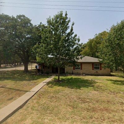 140 S Carol Dr, Quinlan, TX 75474