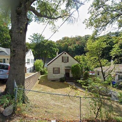 17 Dickinson Ave, Nyack, NY 10960