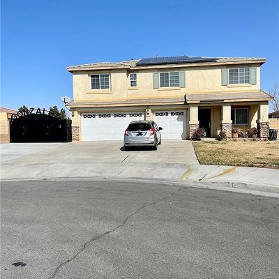 1713 Thomas Dr, Lancaster, CA 93535