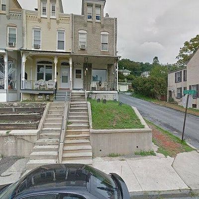 1721 Haak St, Reading, PA 19602