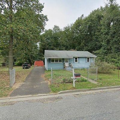 175 Delaware Dr, Pennsville, NJ 08070