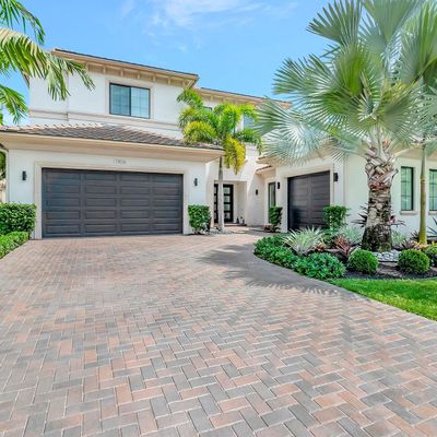 17806 Cadena Dr, Boca Raton, FL 33496