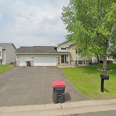 1821 Shasta Dr, Hudson, WI 54016