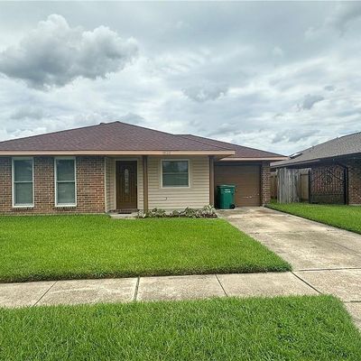 1828 Lee Dr, La Place, LA 70068