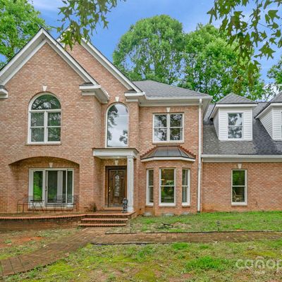 15610 Youngblood Rd, Charlotte, NC 28278