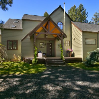 15625 Trapper Point Rd, Sisters, OR 97759