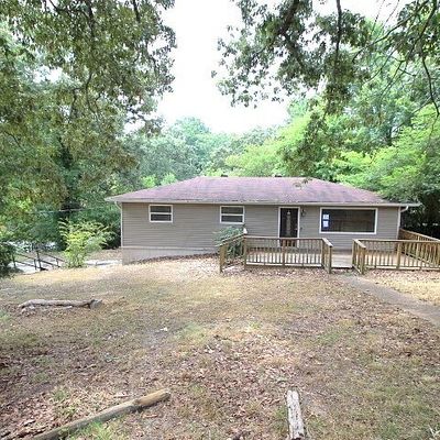 16 Newman Dr, Rossville, GA 30741