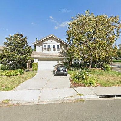 1605 Ridgewood Dr, Camarillo, CA 93012