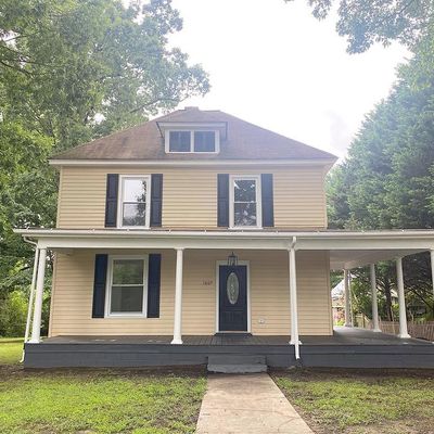 1607 Lunenburg Ave, Victoria, VA 23974