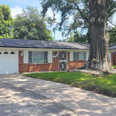 1613 Lessard Cir, Jacksonville, FL 32208