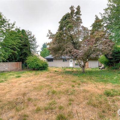 16244 16 Th Ave Sw, Burien, WA 98166