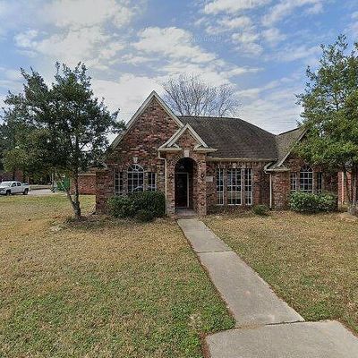 16303 Doverton Ln, Tomball, TX 77377