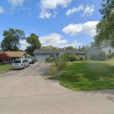 2010 Old Elm Rd, Lindenhurst, IL 60046