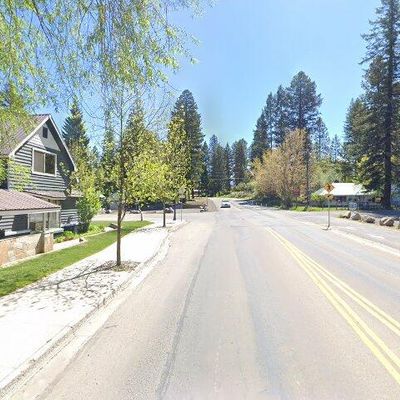 202 Broken Pine Ln, Mccall, ID 83638