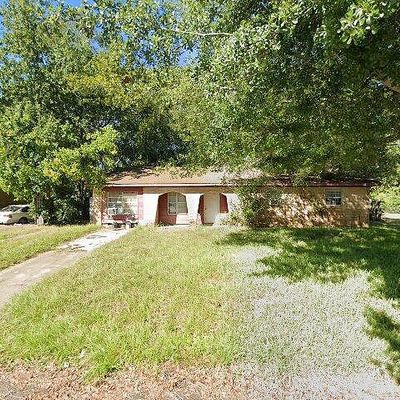 2024 Tulane St, Gautier, MS 39553