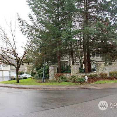 2088 Newport Wy Nw, Issaquah, WA 98027