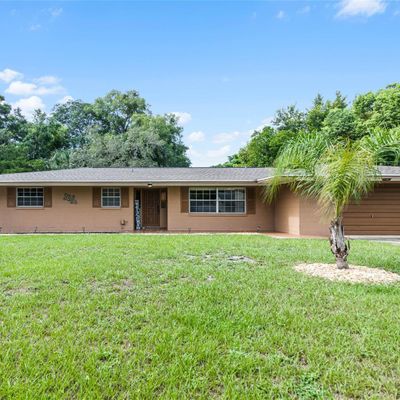 209 Lakewood Dr, Debary, FL 32713