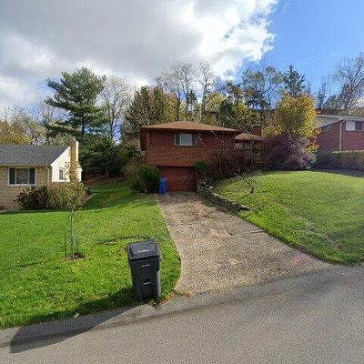 209 Ryan Dr, Pittsburgh, PA 15220