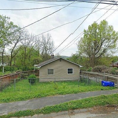 210 E Tennessee Ave, Oak Ridge, TN 37830