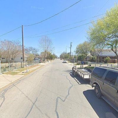 210 Spaatz St, San Antonio, TX 78211