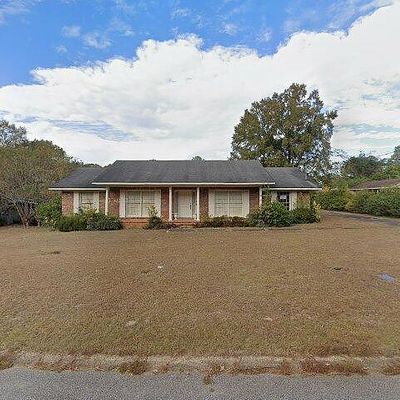 2108 Granada Dr, Dothan, AL 36303