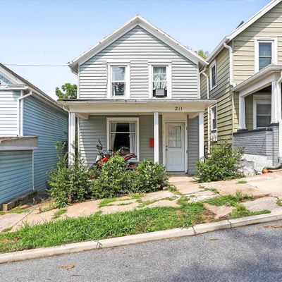 211 N Maple Ave, Brunswick, MD 21716