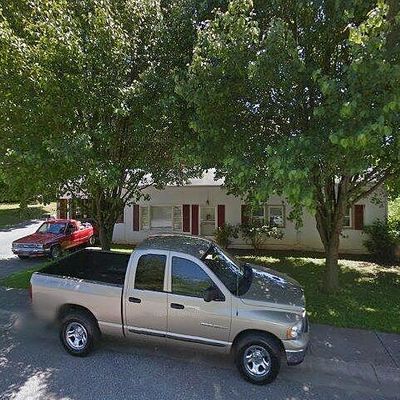 211 N St, North Wilkesboro, NC 28659