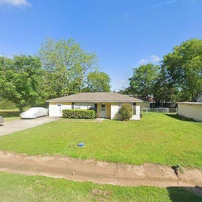 212 Belmont St, Tomball, TX 77375