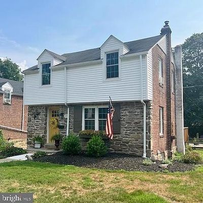 2128 Jenkintown Rd, Glenside, PA 19038