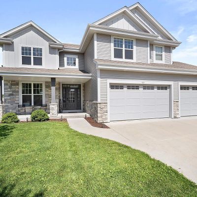 213 Reeds Dr, West Bend, WI 53095