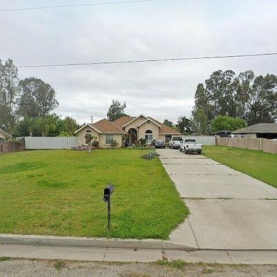 18683 Midland Way, Madera, CA 93638