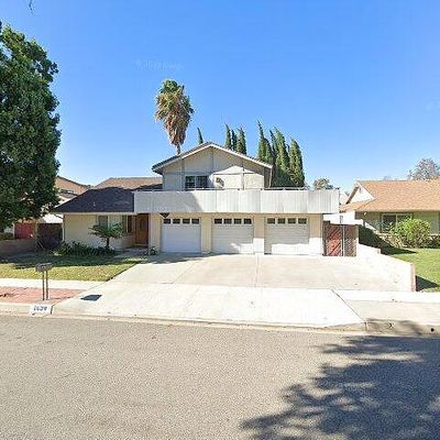 1873 Suntree Ln, Simi Valley, CA 93063