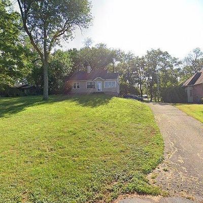 1880 S Spitler Dr, Decatur, IL 62521