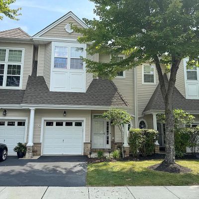 19 Ocean Breeze Ct, Manahawkin, NJ 08050