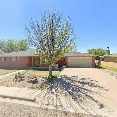 1910 S Main Pl, Portales, NM 88130